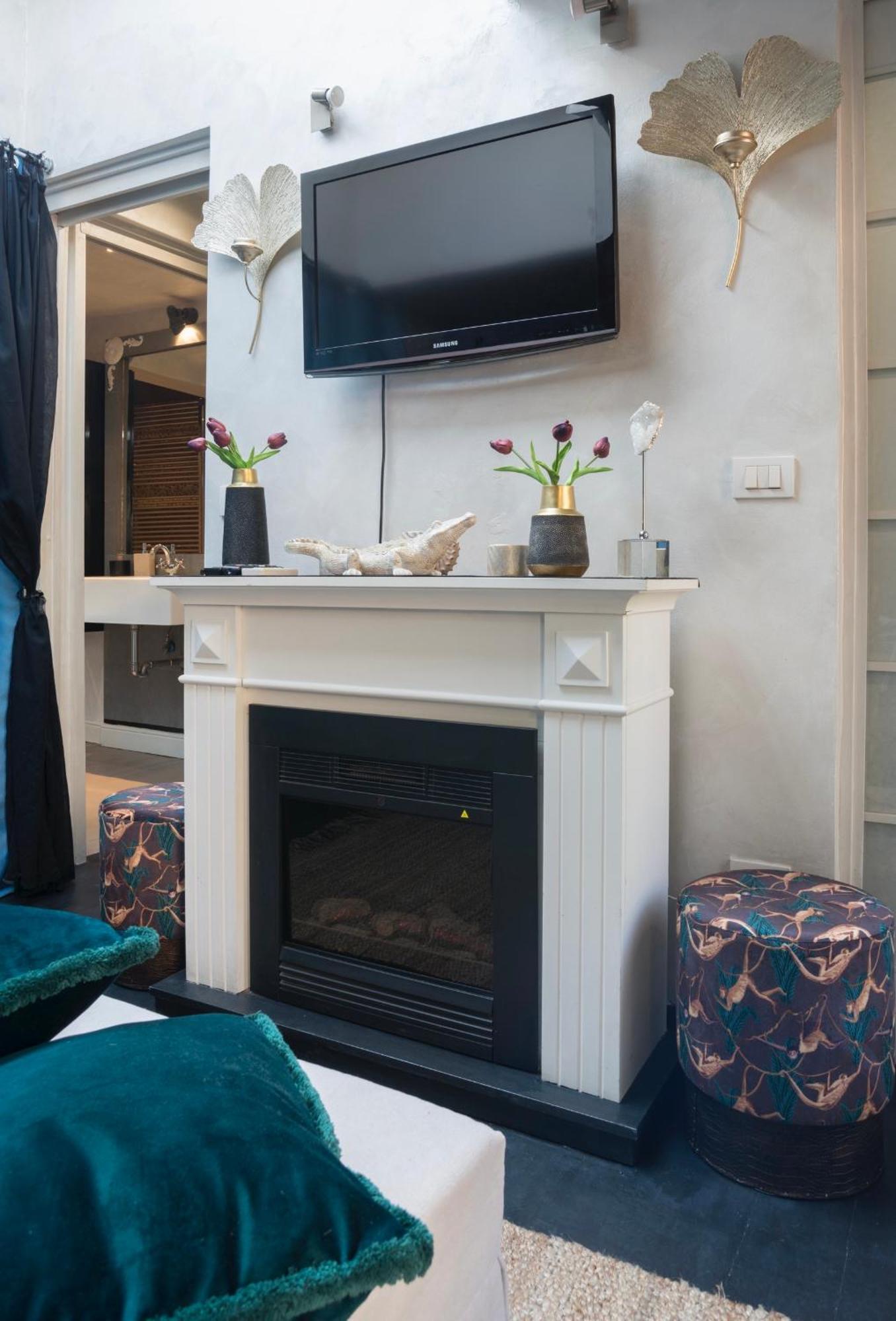 Apartment Luxury Piazza Di Spagna Escape With Terrace And Private